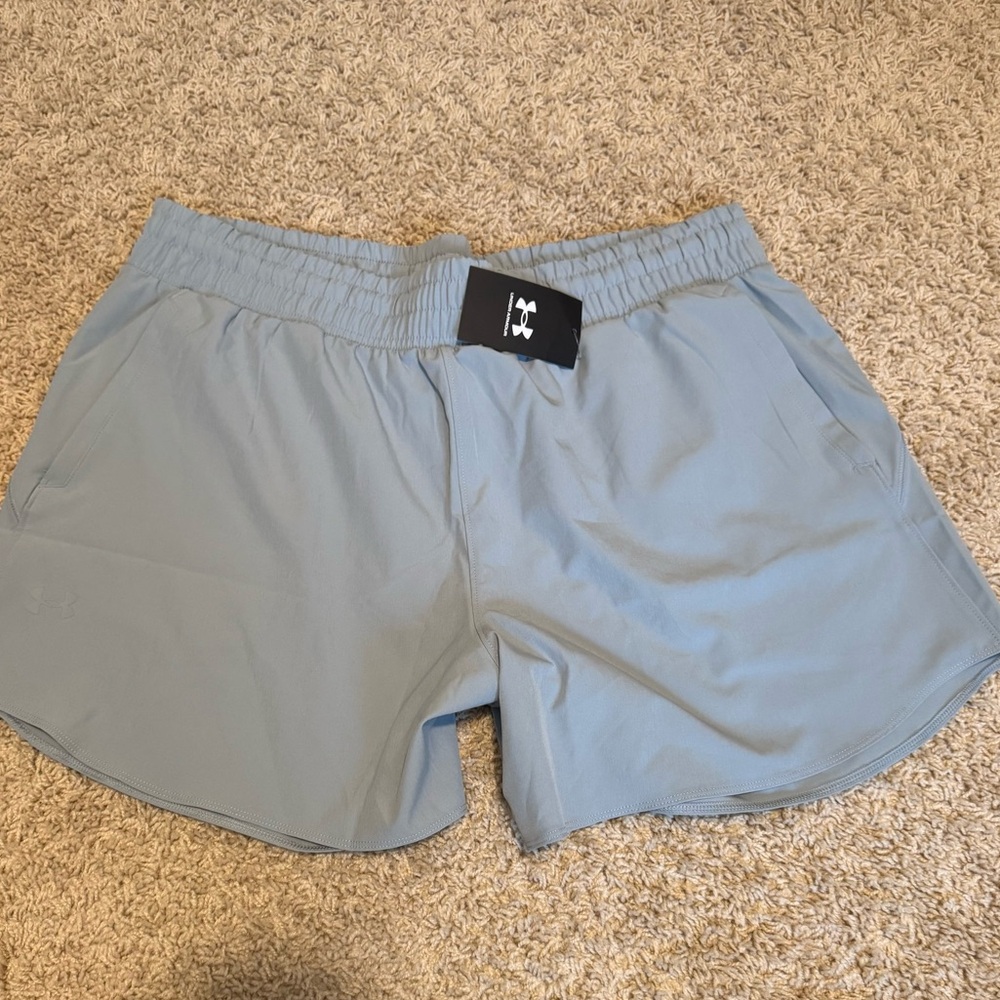 Women’s Underarmour shorts